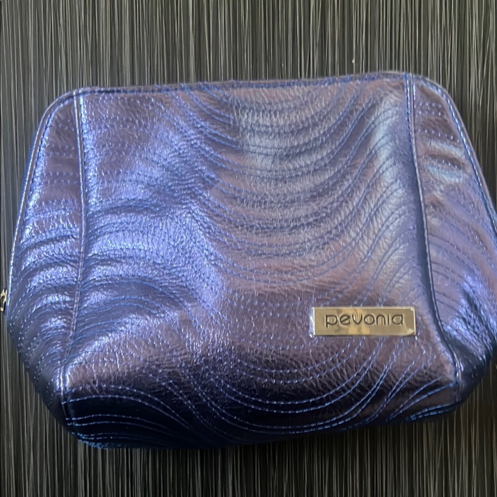 Pevonia Shimmer Blue Quilted Cosmetic Bag with Iridescent Finish